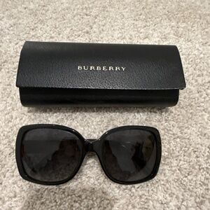 Burberry BE4160 sunglasses